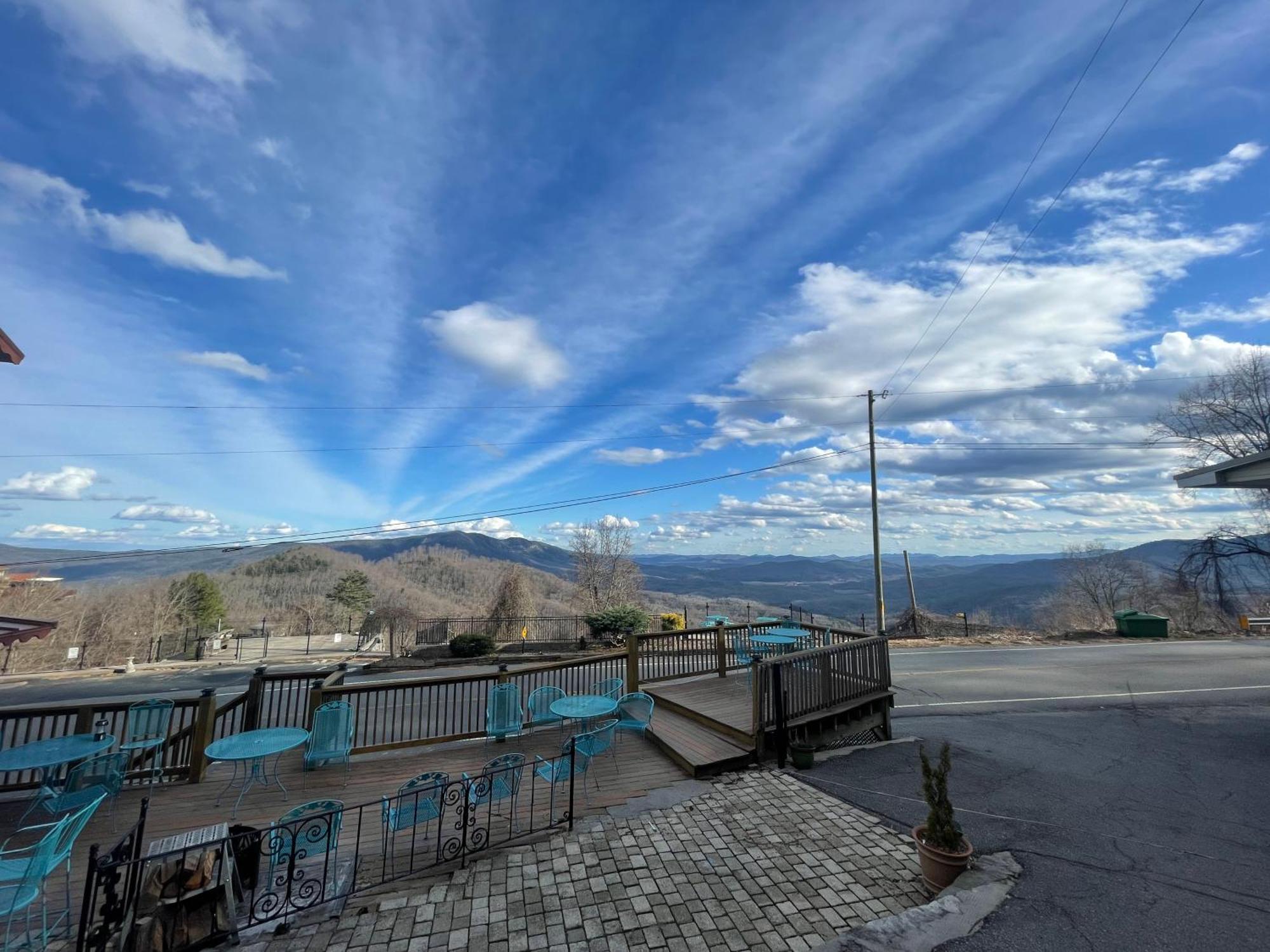 Skyline Village Inn Spruce Pine Esterno foto