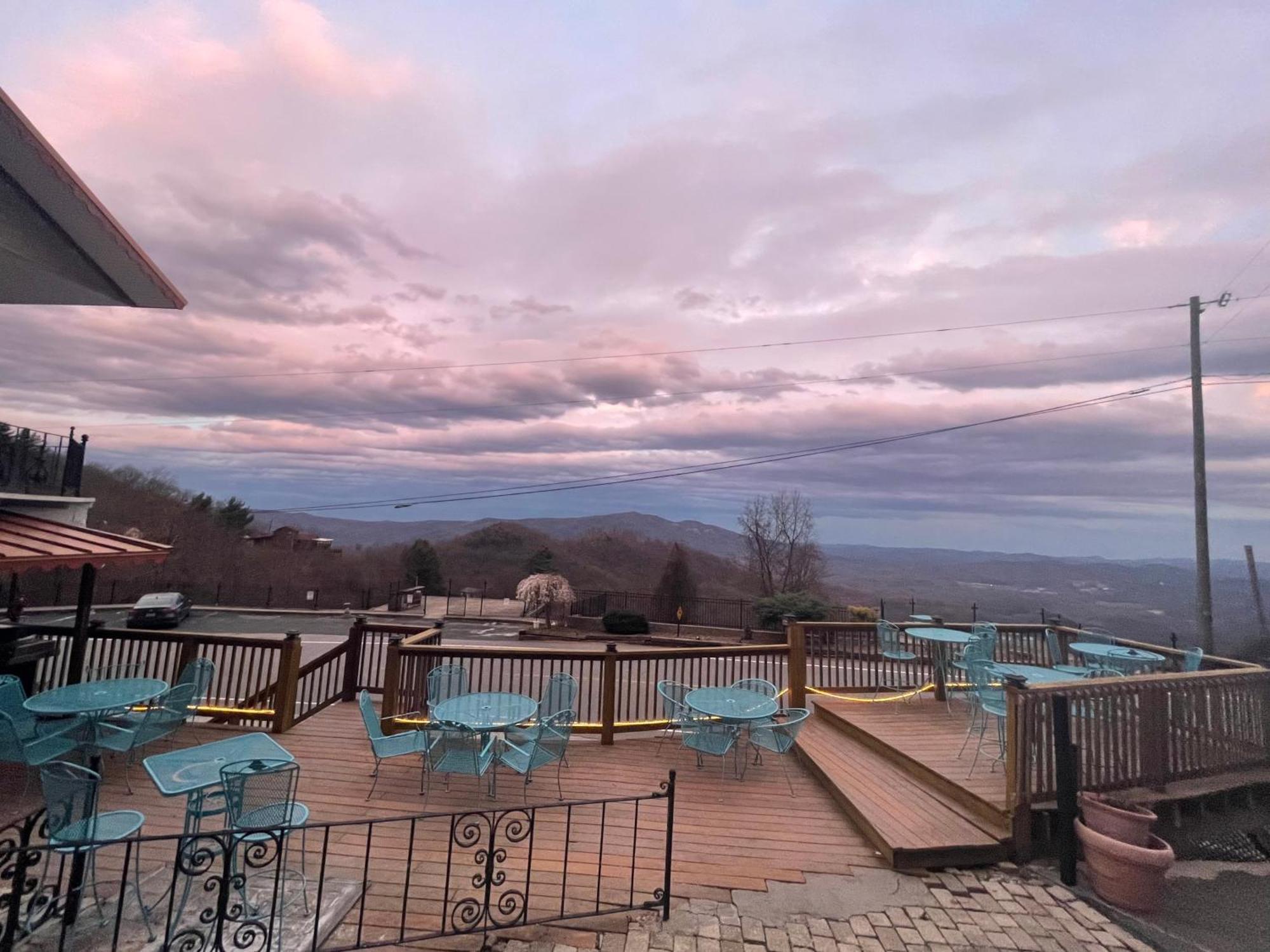 Skyline Village Inn Spruce Pine Esterno foto