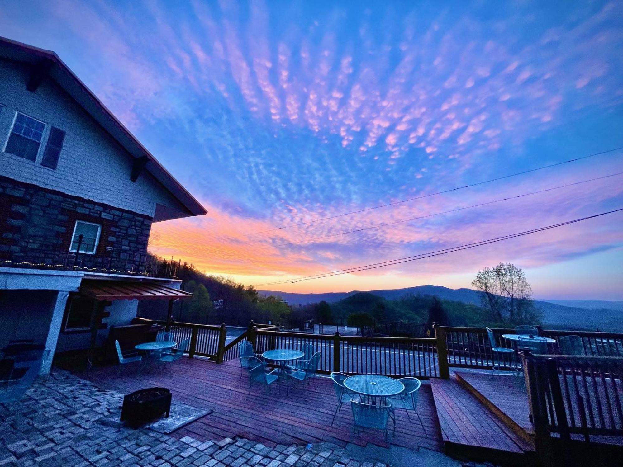 Skyline Village Inn Spruce Pine Esterno foto