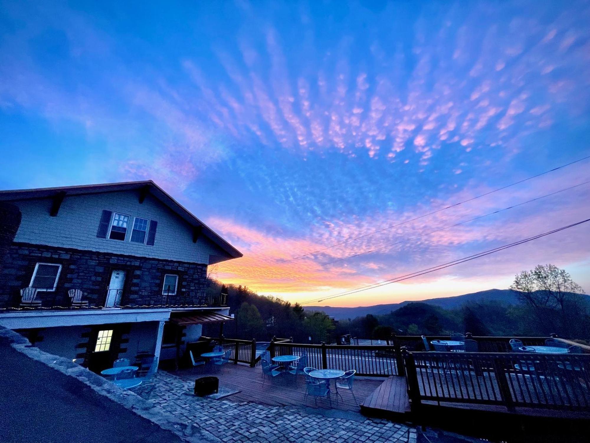 Skyline Village Inn Spruce Pine Esterno foto