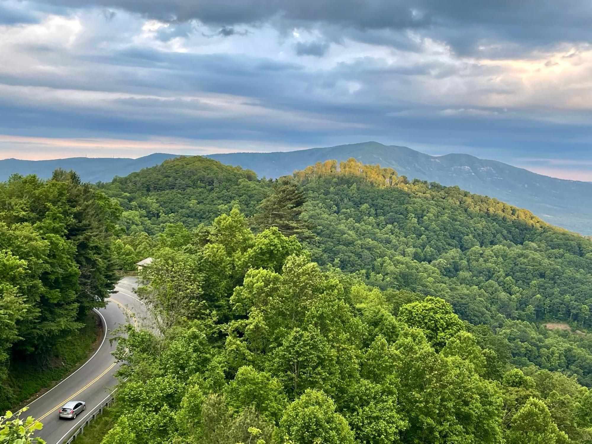 Skyline Village Inn Spruce Pine Esterno foto
