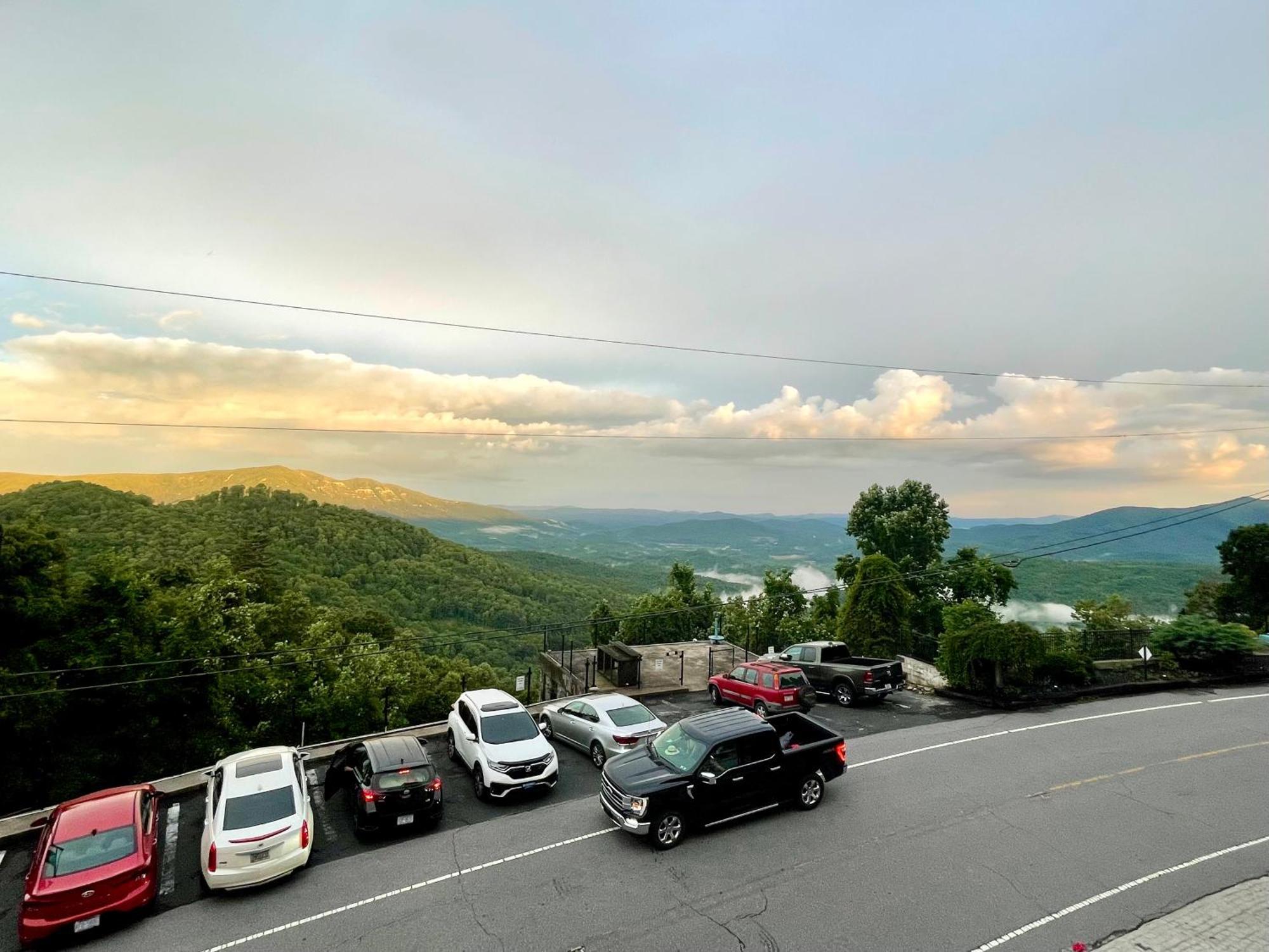 Skyline Village Inn Spruce Pine Esterno foto